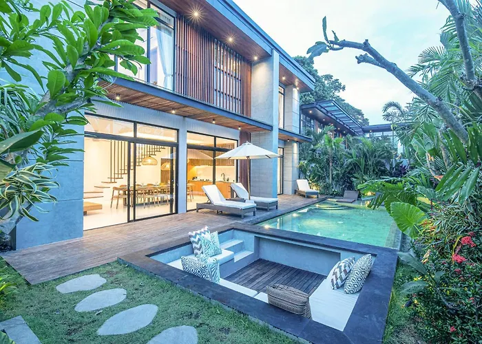 Elegant 5br Modern Steps From Cafe Del Mar *