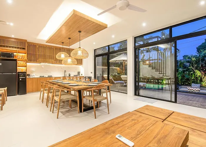 別荘 Elegant 5br Modern Steps From Cafe Del Mar *
