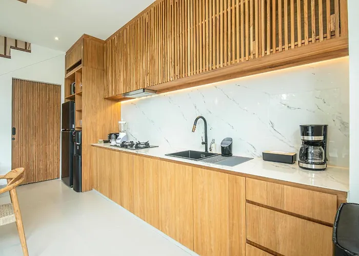Elegant 5br Modern Steps From Cafe Del Mar チャングー