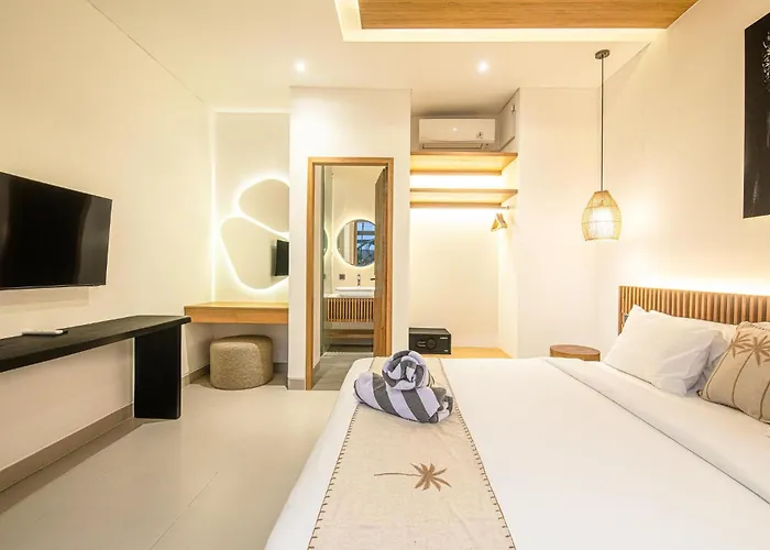 Elegant 5br Modern Steps From Cafe Del Mar チャングー