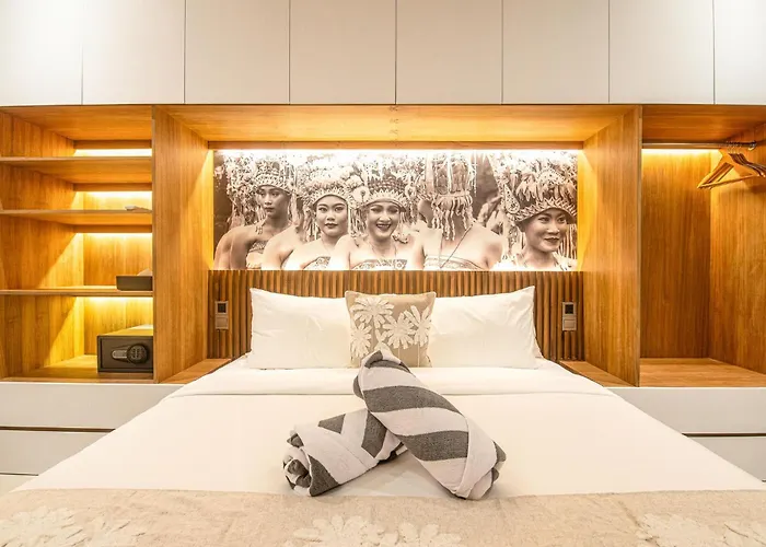 Elegant 5br Modern Steps From Cafe Del Mar 別荘 チャングー