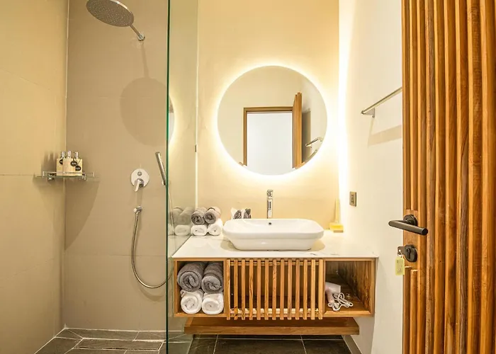 別荘 Elegant 5br Modern Steps From Cafe Del Mar
